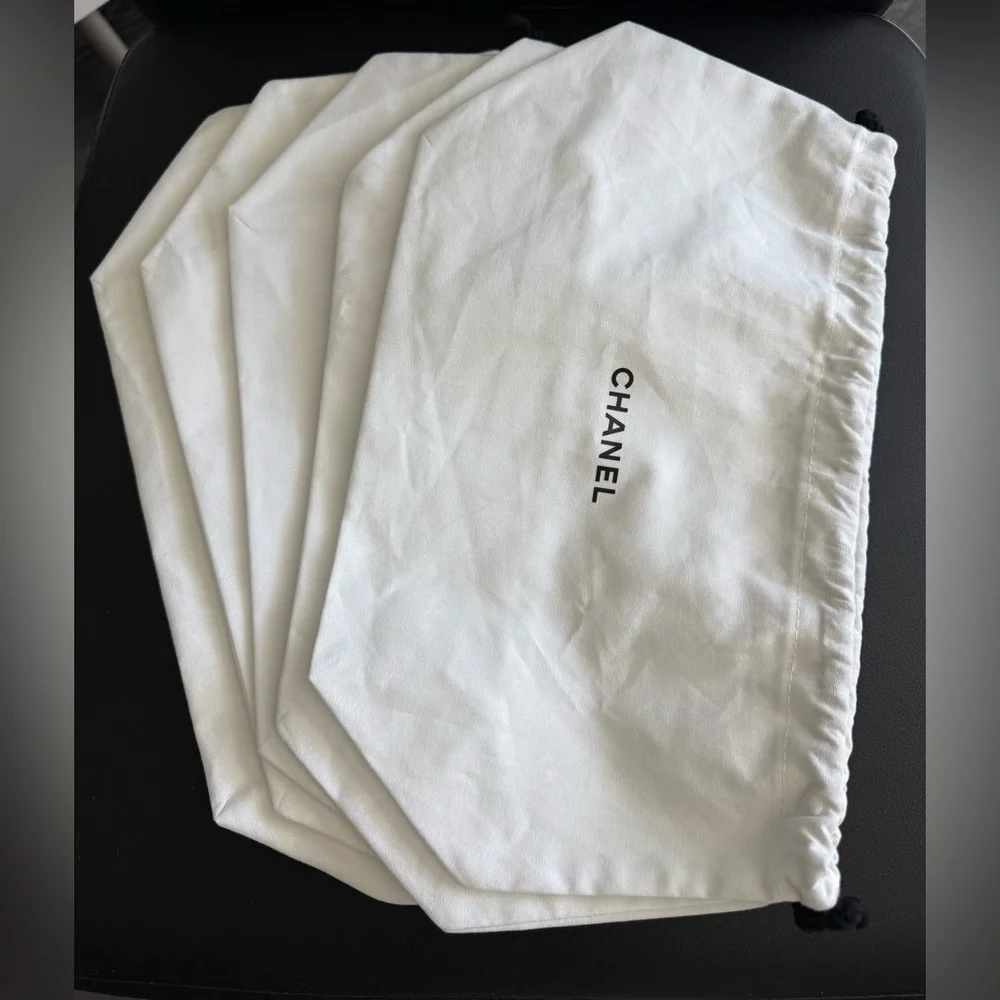 Set of 5 Chanel dusters / pouches / cosmetics bags - Picture 1 of 2